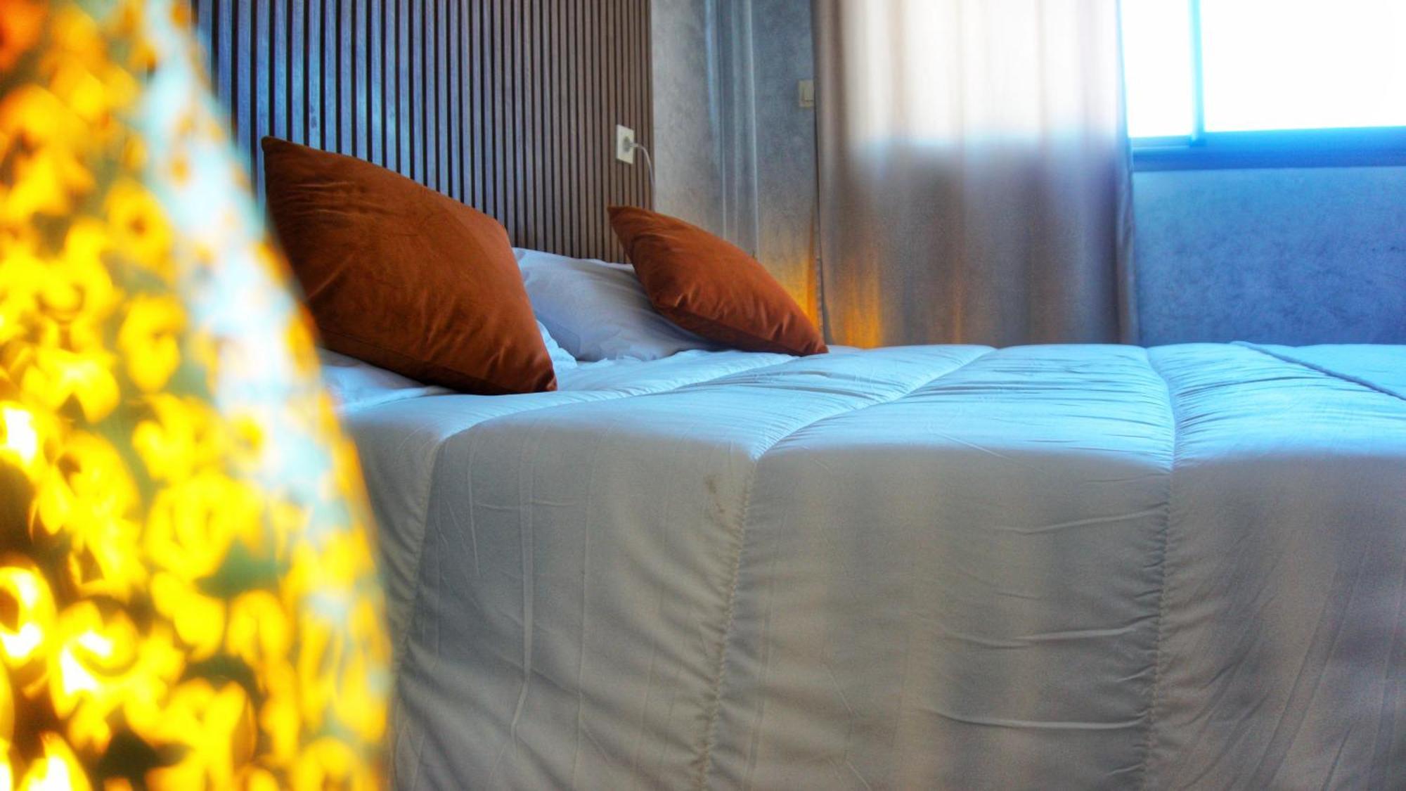 Hola Luxury Apartment *
